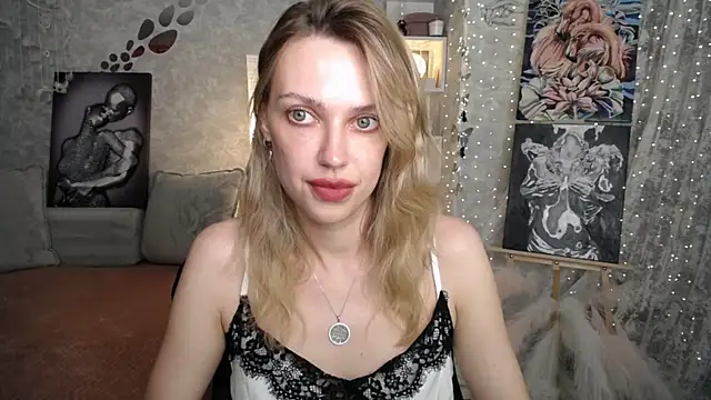 NickyAdamidi Chat XXX in diretta
