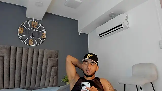 Chatroom XXX en direct de Robin_Rief