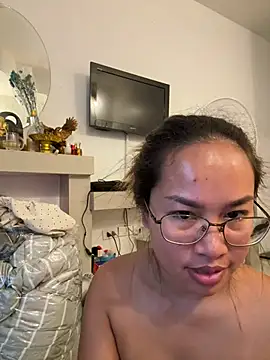 Chat +18 de Ponthip ao vivo