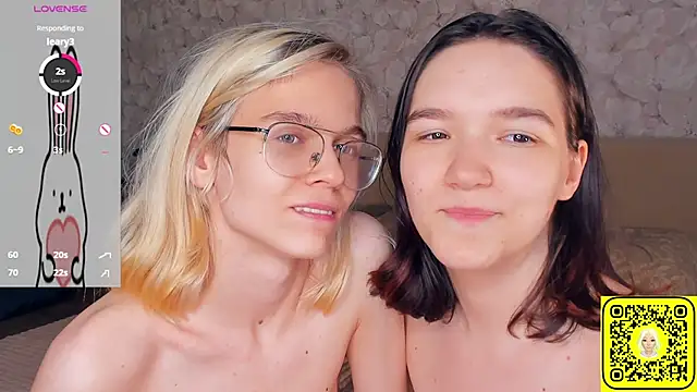 KarinStfleur's Live XXX Chat