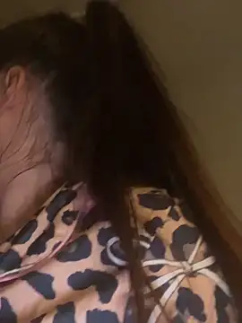 Poppylooloo Live XXX Chat