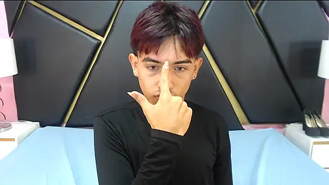 TheHotSaulito's Live XXX Chat