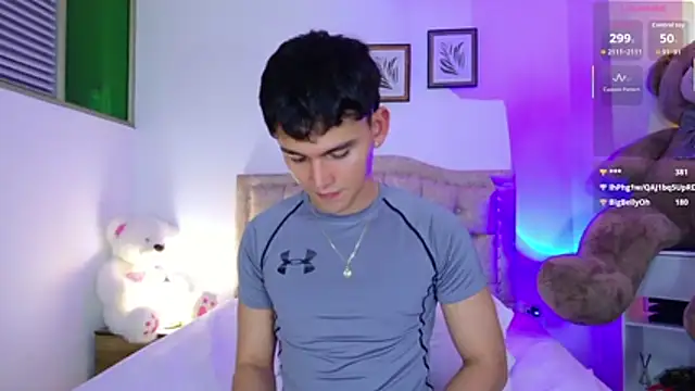 estebanperez_26 Adlı Modelin Canlı XXX Sohbeti