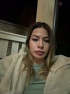 Chatroom XXX en direct de Natalimuur