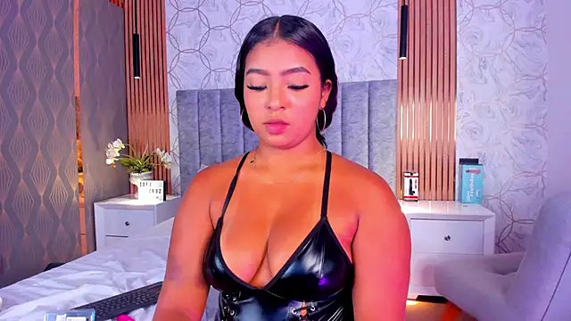 SofiiCruz Live XXX-chat