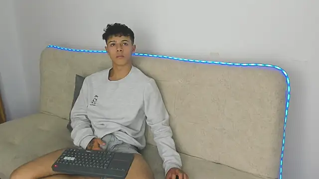 دردشة _Alex_Colton الجنسية المباشرة