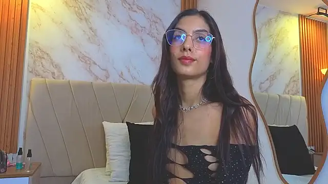 j_belle_'s Live XXX Chat