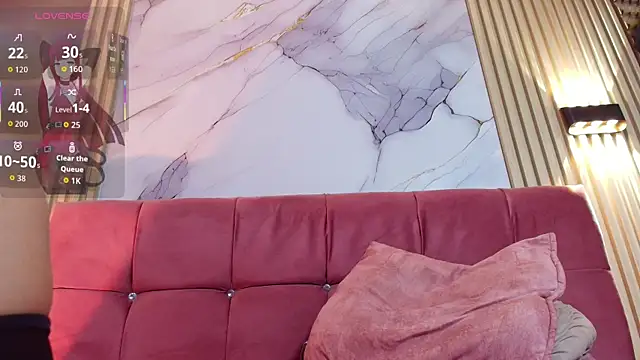 Онлайн чат XXX miahasher