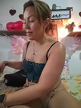salomehill1's Live XXX Chat