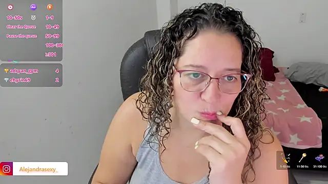 Chat XXX en directo de alejandra_milf_