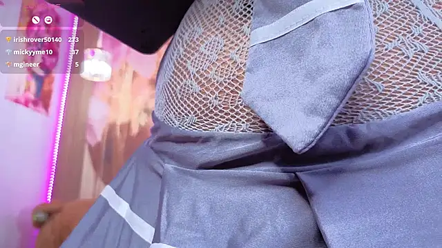 scarletbaker_ 即時 XXX 聊天