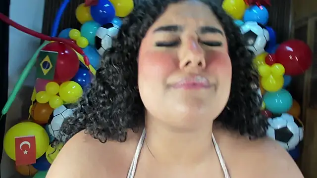Онлайн чат XXX Karla18_