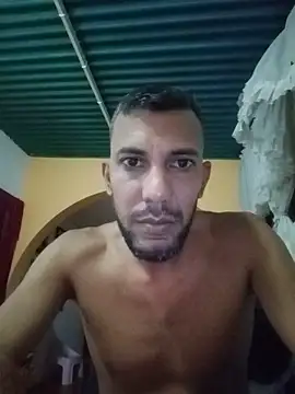 UnreadyChutzpa Chat XXX in diretta