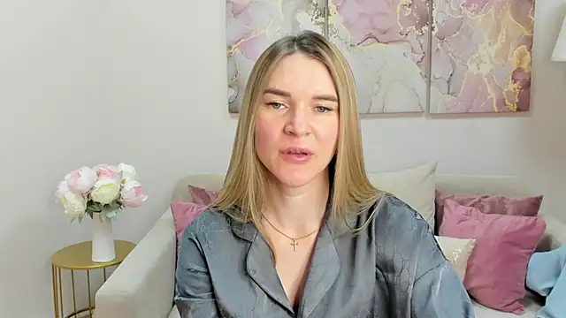 RoxyReignn – Live XXX-chat