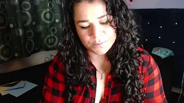 Chat XXX en directo de ANGELIQUE_KLANE