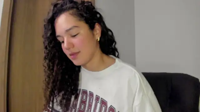 MiaRouseex's Live XXX Chat