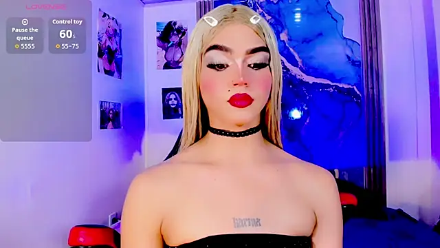 blonde_queen- Chat XXX in diretta