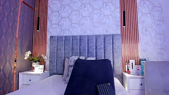 Chat +18 de SofiiCruz ao vivo