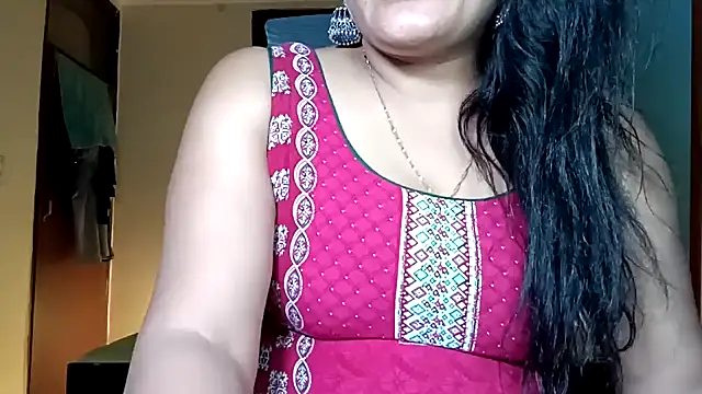 YourDesi_Laila_ Chat XXX in diretta