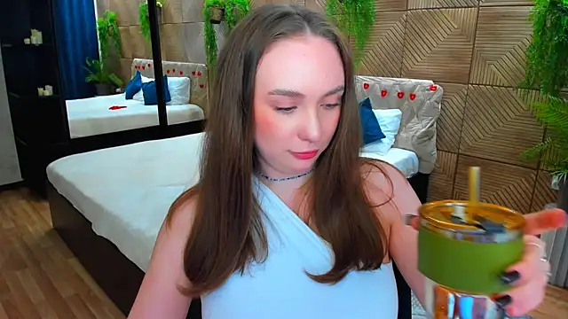 XXX chat uživo modela TrueReincarnation