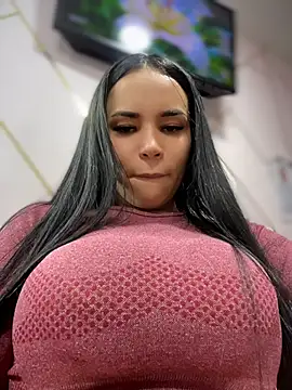 Naatalian Live XXX chat