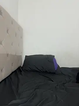 ItsBadKitty Adlı Modelin Canlı XXX Sohbeti