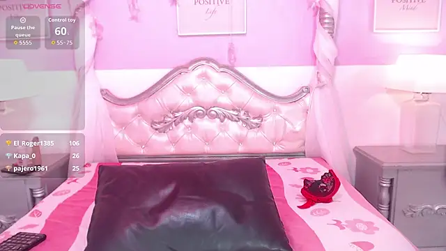 Chat +18 de KimberlyBale ao vivo