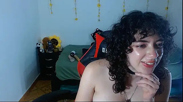 Chat XXX en directo de sajecrismaa