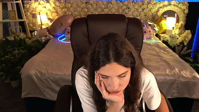 Онлайн чат XXX BabyFlowerr