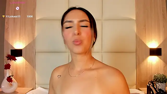 bella1207 – Naživo XXX chat