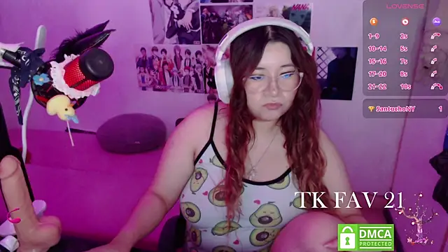 Pink_girl0n Show in webcam