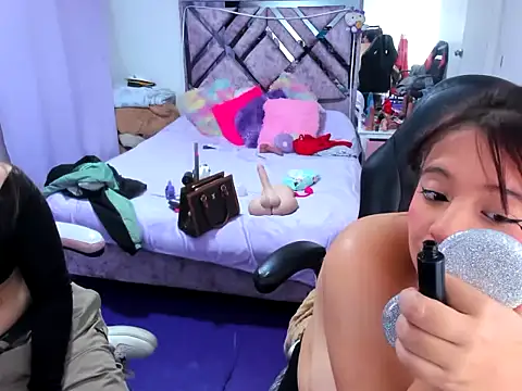 naomi_johnson's Live XXX Chat