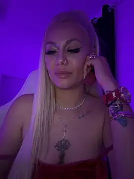 AlmaBby Live XXX-Chat