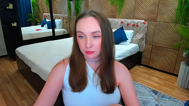 Chat +18 de TrueReincarnation ao vivo