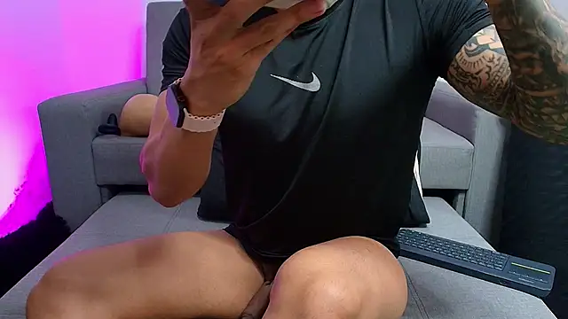 Czat XXX na żywo – BrayaanFit