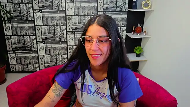 DanielaMonroe Chat XXX in diretta