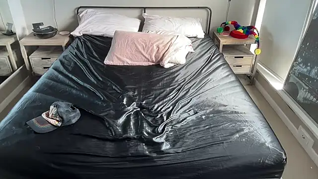 FoxxMiky7447's Live XXX Chat