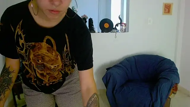Maam_Ine's Live XXX Chat