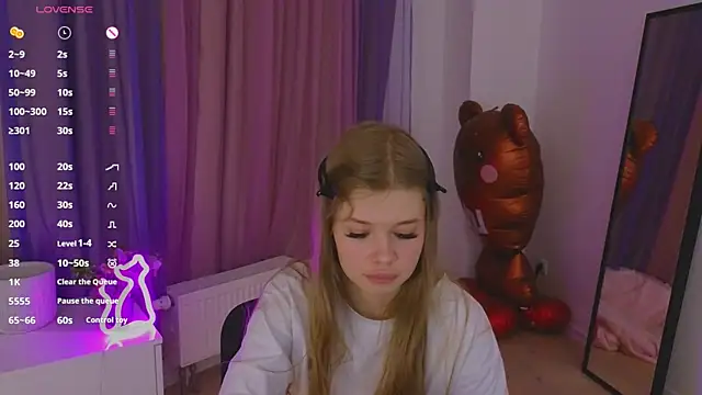 XXX chat uživo modela belrinaa