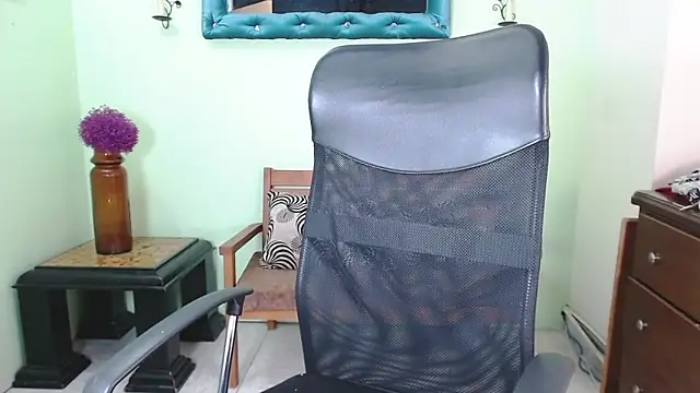 Chat +18 de ChalonVera ao vivo