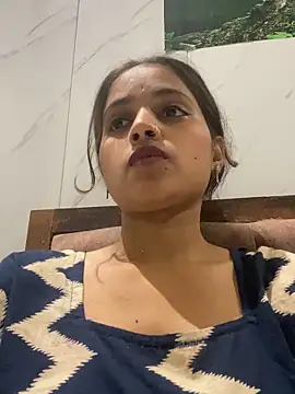 Chat +18 de Sy_Shrishti ao vivo