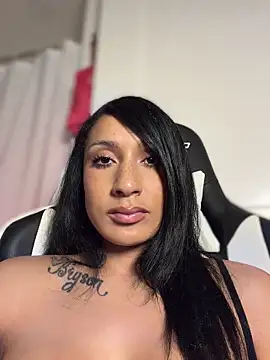 Chat XXX en directo de FerrariFrench