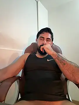 Ryan_Black3 Adlı Modelin Canlı XXX Sohbeti