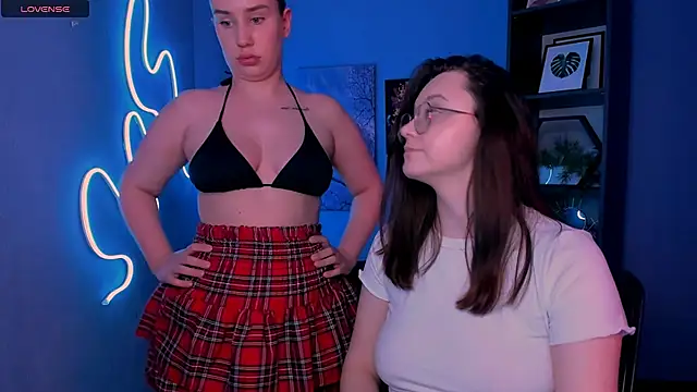 asol_muah Adlı Modelin Canlı XXX Sohbeti