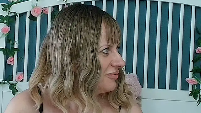 Chat XXX ao vivo de Cougar_Milff