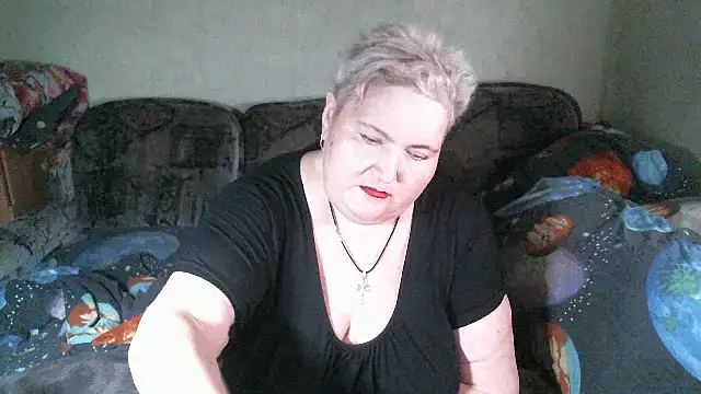 Lana555 Adlı Modelin Canlı XXX Sohbeti