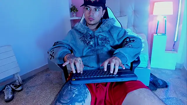 Živý XXX chat Briian__