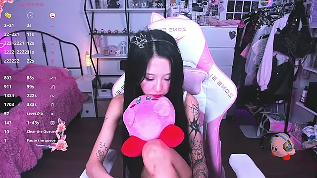 ashleywowmeow's Live XXX Chat
