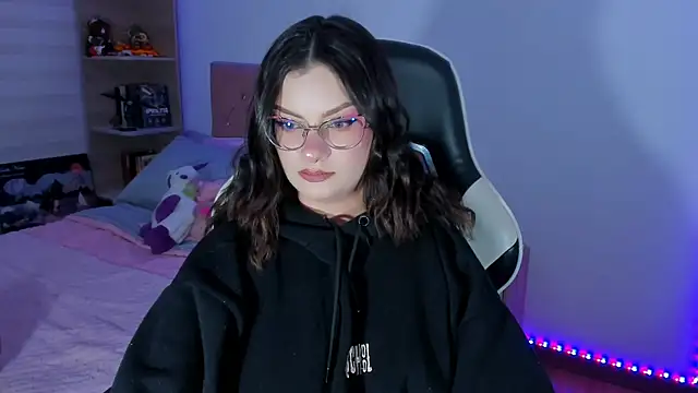 OphelianaRose33's Live XXX Chat