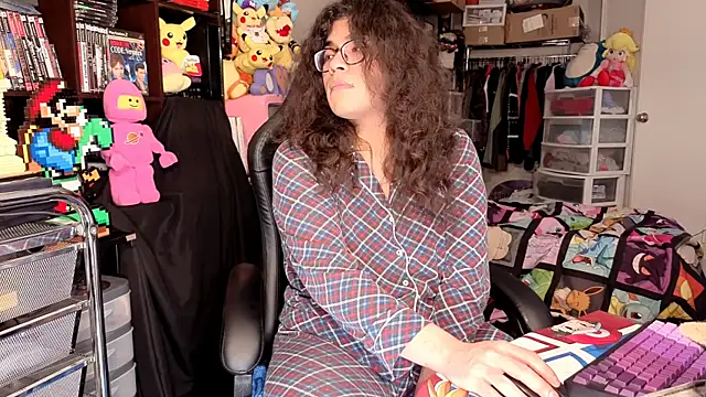 ShinyCherub Chat XXX live